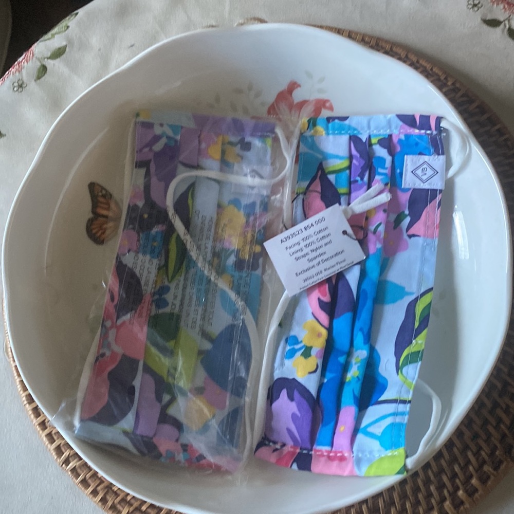 🌻SALE🌻Pleated Mask with adjustable Elastic in Marian Floral design